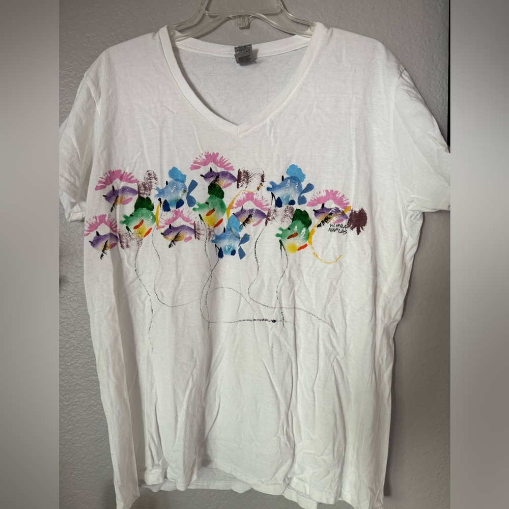 Naples Fl Hand Painted Fish 🐠 T-Shirt.  Lightly used.  Size XL.  No Stains.